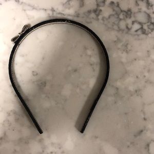 Bender Bow Headband- never been worn!